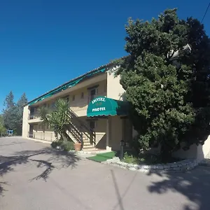 2* Hotel Pilotel